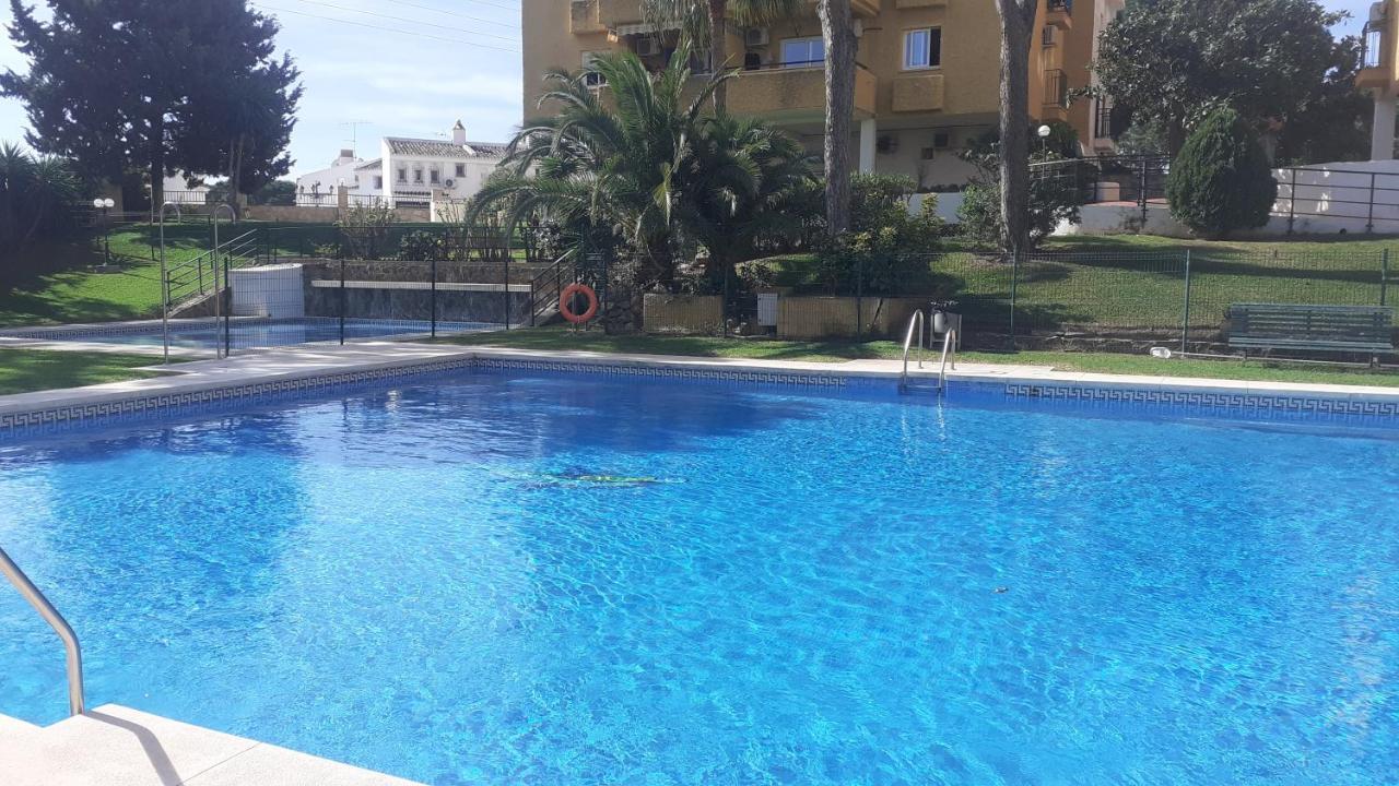 Apartamento- Atico En Mijas Costa , Con Piscina. Sitio de Calahonda Buitenkant foto