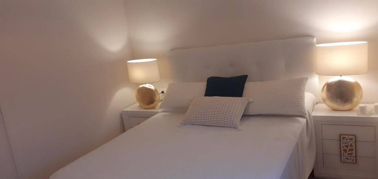 Apartamento- Atico En Mijas Costa , Con Piscina. Sitio de Calahonda Buitenkant foto