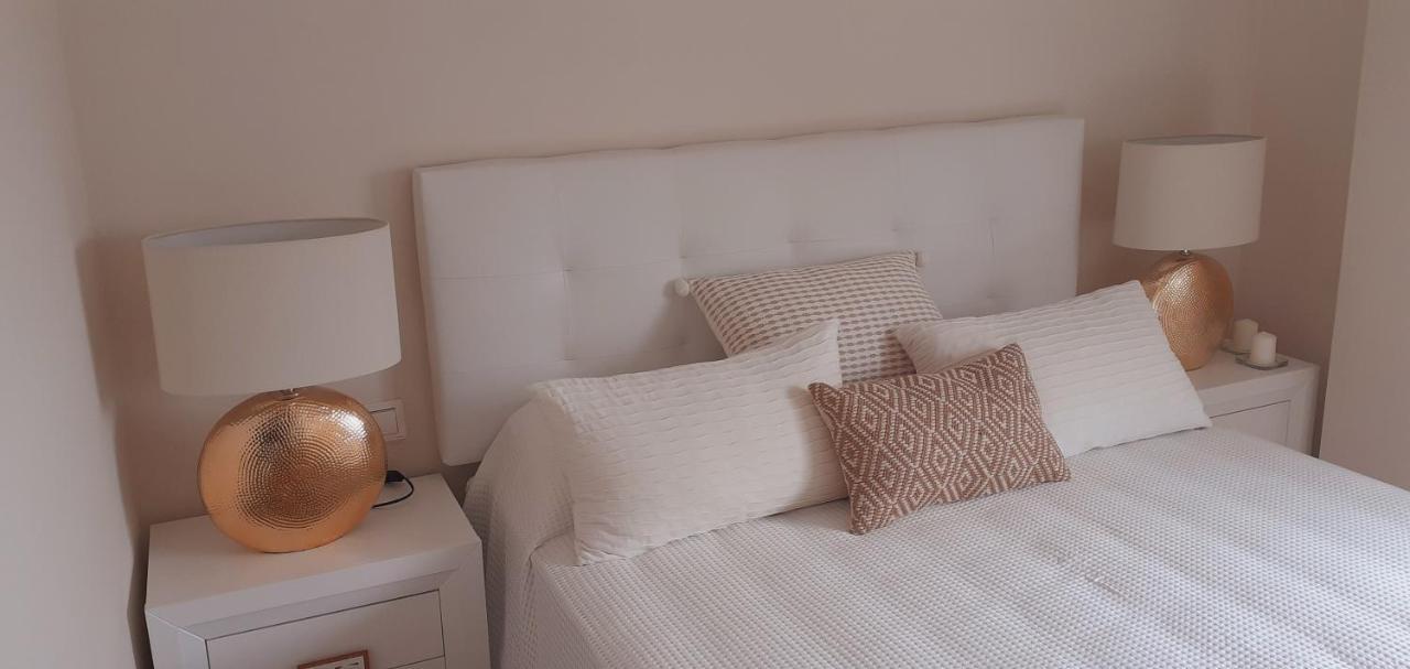 Apartamento- Atico En Mijas Costa , Con Piscina. Sitio de Calahonda Buitenkant foto